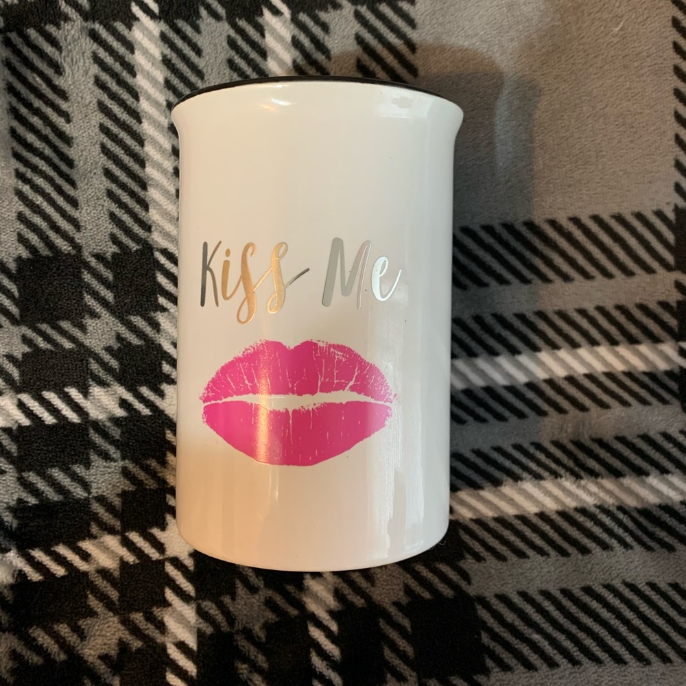 Makeup Brush Holder